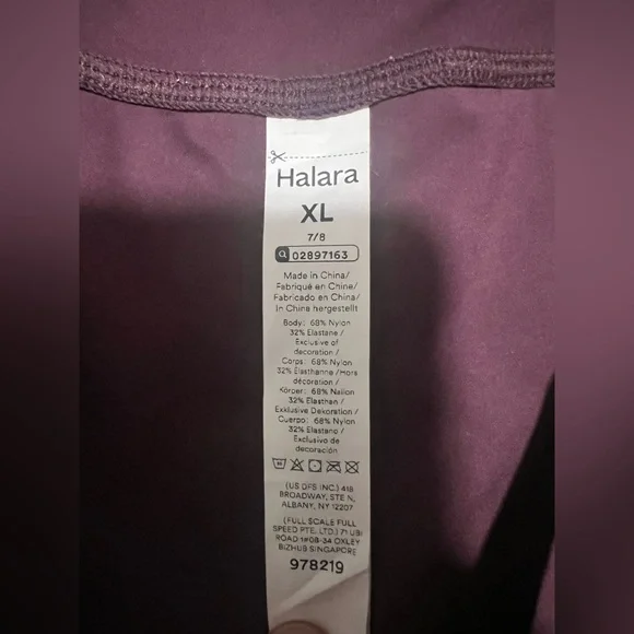 Halara UltraSculpt High Waisted Tummy Control Pocket Shaping Training Leggings - Picture 2 of 7